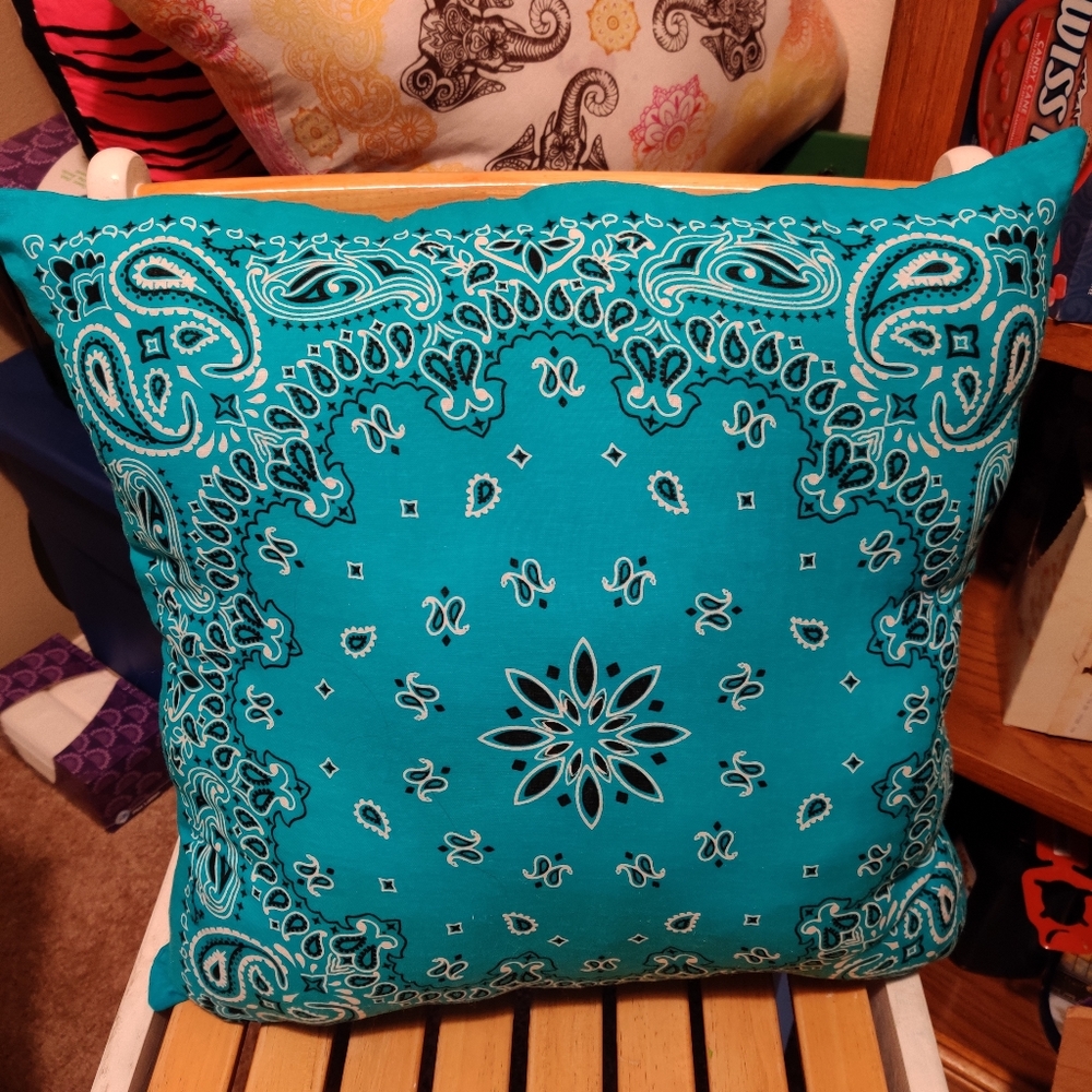 Pillows - Picture 7 of 7